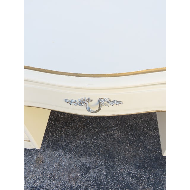 Bassett French Shabby Chic Painted Vanity Writing Desk 6237 For Sale - Image 13 of 18