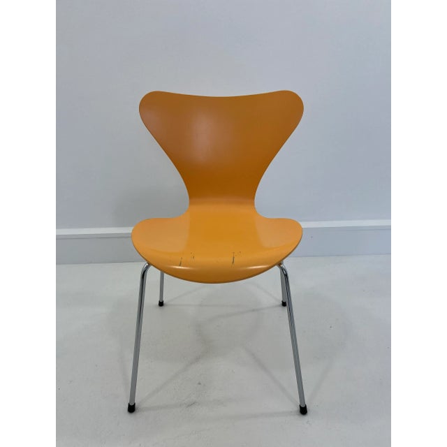 Model 3107 Chair by Arne Jacobsen, 1980s For Sale - Image 3 of 10