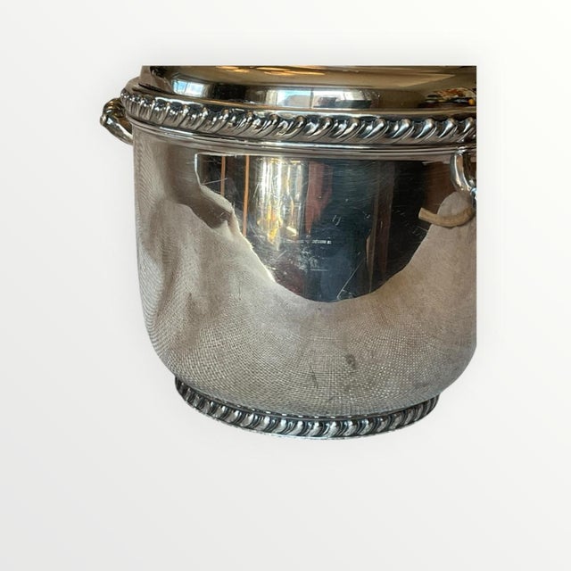 Mid 20th Century Wallace Ornate Silver Plate Ice Bucket With Glass Insulated Liner For Sale - Image 11 of 18