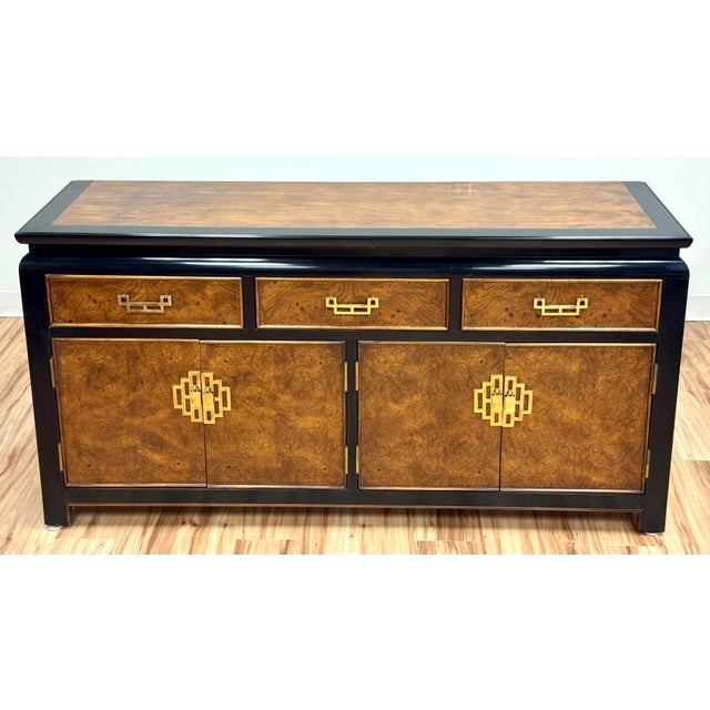 Chinoiserie Vintage Century Furniture Black and Burl Wood Chin Hua Credenza For Sale - Image 3 of 14