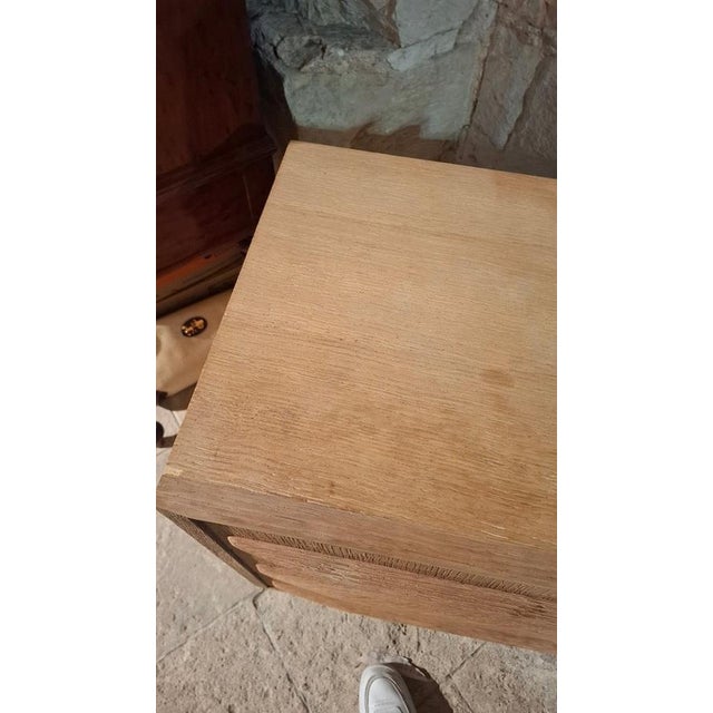 1950s oak veneer chest of drawers. This chest has been stripped. It has three drawers. Period: 20th century Style:...