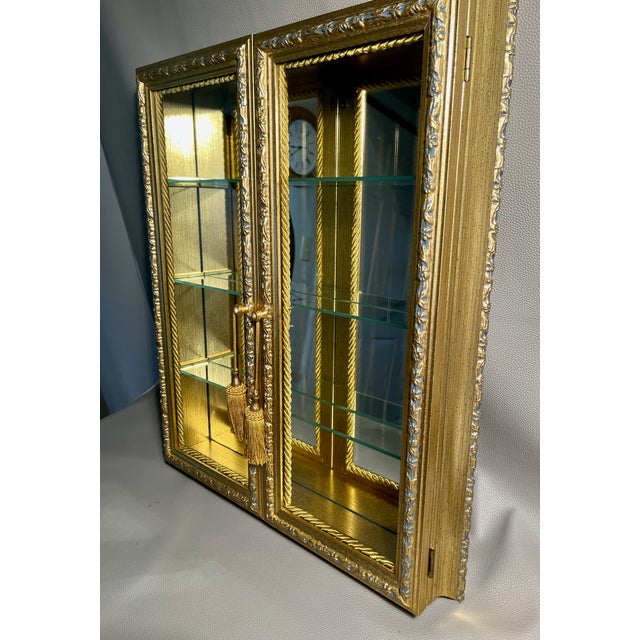 Wood Rococo Curio Cabinet by Creazioni Artistiche Italy Wall Mount Gilt Wood For Sale - Image 7 of 7