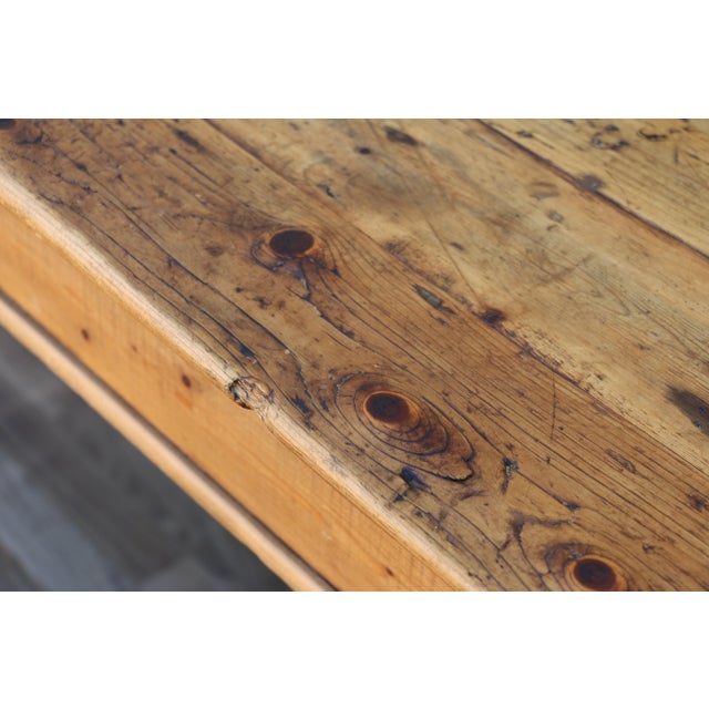 1980s Vintage 1980s English Farmhouse Solid Pine Dining Table With Drawer & Turned Legs For Sale - Image 5 of 18