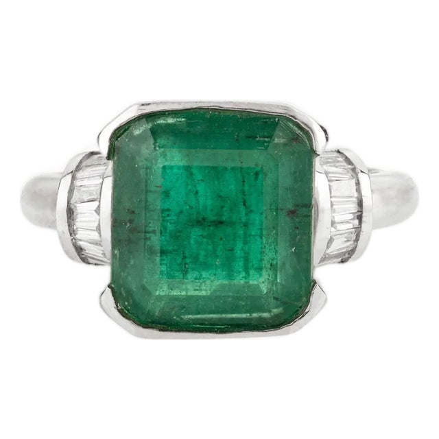 Art Deco 4.37 Carat Emerald & Baguette Diamond Ring Size 7 in 14k Gold For Sale
