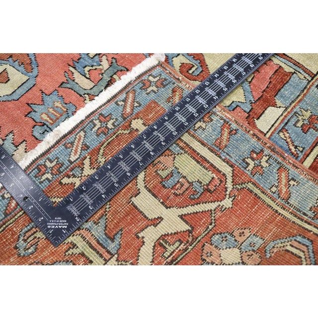 Early 20th Century Antique Persian Serapi Rug - 08'08 x 12'03 For Sale - Image 5 of 9
