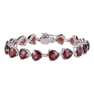 26.55 Ct Natural Red Garnet Statement Tennis Bracelet With Diamonds - Anniversary Gift For Sale