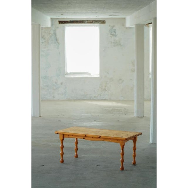 Modern Danish Scandinavian Brutalist Pine Coffee Table with Turned Legs, 1970s For Sale - Image 11 of 18