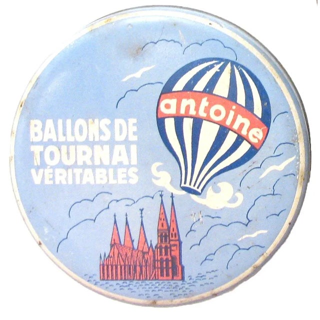 Farmhouse Antique French & Belgian Tins, Set of 3 For Sale - Image 3 of 5