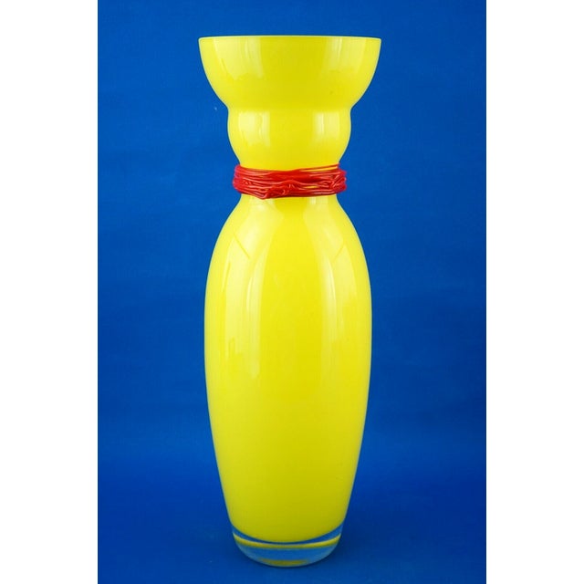 20th Century Large Yellow Glass Vase by Periev R. Pint, Barovier and Toso Collection, Czechoslovakia, 1980s For Sale - Image 4 of 18
