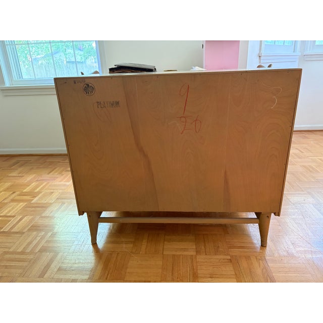 Heywood-Wakefield 1950s Mid Century Modern Heywood-Wakefield Sideboard For Sale - Image 4 of 4