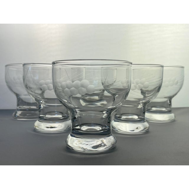 Mid-Century Modern Vintage 1950s Javit Etched Wheat Juice Glasses- Set of 6 For Sale - Image 3 of 8