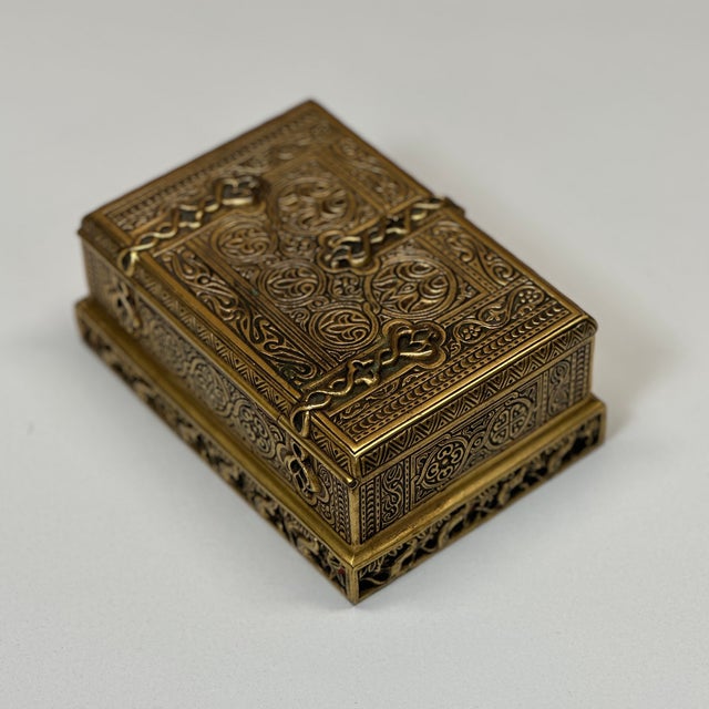 Gothic Tiffany Studios Cigar Cigarette Box New York 1680 Venetian Bronze Cedar Lined For Sale - Image 3 of 18