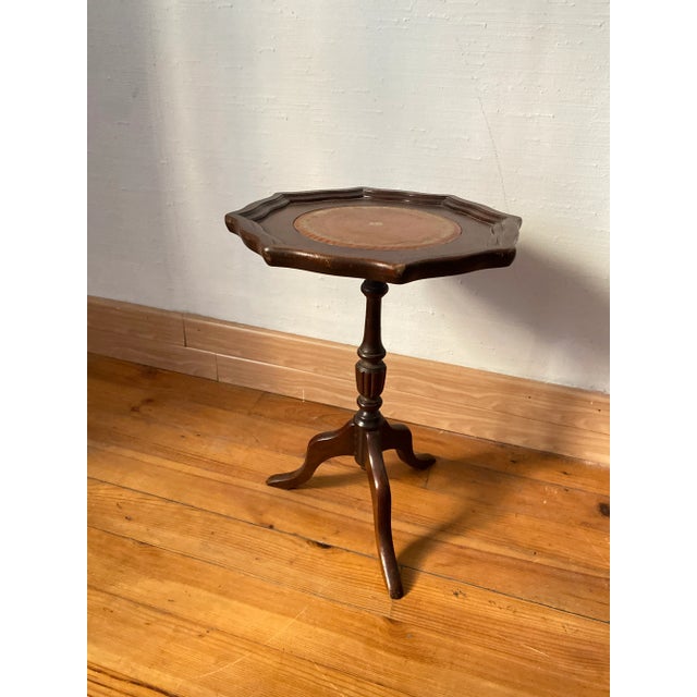 Empire Style Pedestal Table in Mahogany For Sale - Image 10 of 11