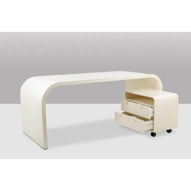 Desk and Cardboard Box in White Lacquered Plywood, 1970s, Set of 2 For Sale - Image 3 of 5
