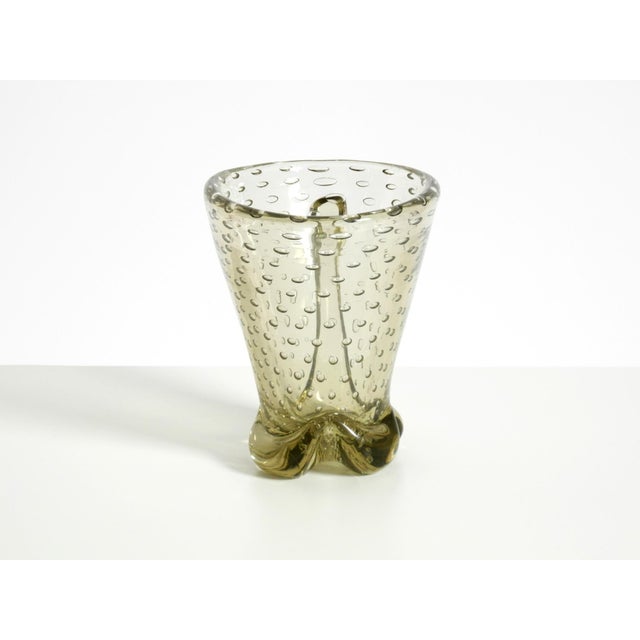 1960s Vintage Light Green Mouth-Blown Murano Vase by Carlo Scarpa for Venini, 1960s For Sale - Image 5 of 18