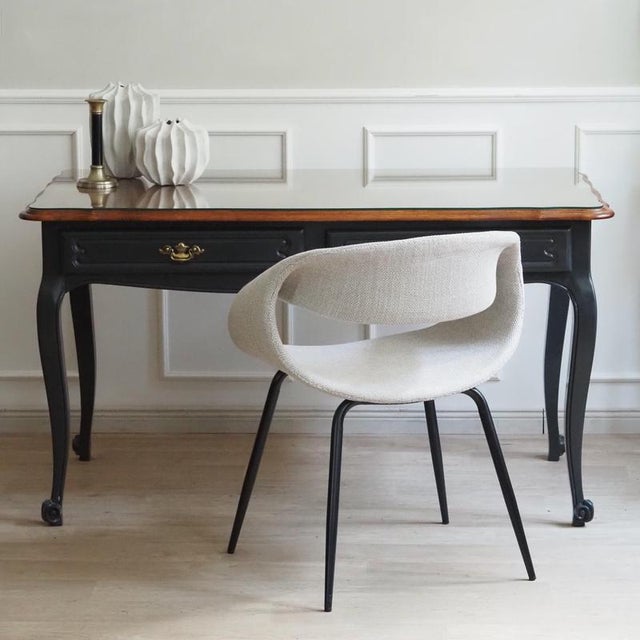 Louis XV Desk in Oak with Black Lacquered Frame and Glass Top, 1950 For Sale - Image 15 of 15