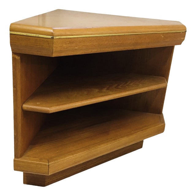 Mid-Century British Corner Cabinets in Oak and Copper Strap Inserts from G-Plan, 1970s For Sale