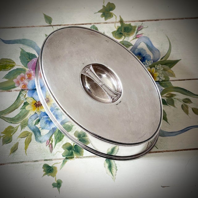 Art Deco Antique Wallace Silver Plate Platter Lid Hotel Andrew Johnson For Sale - Image 3 of 10