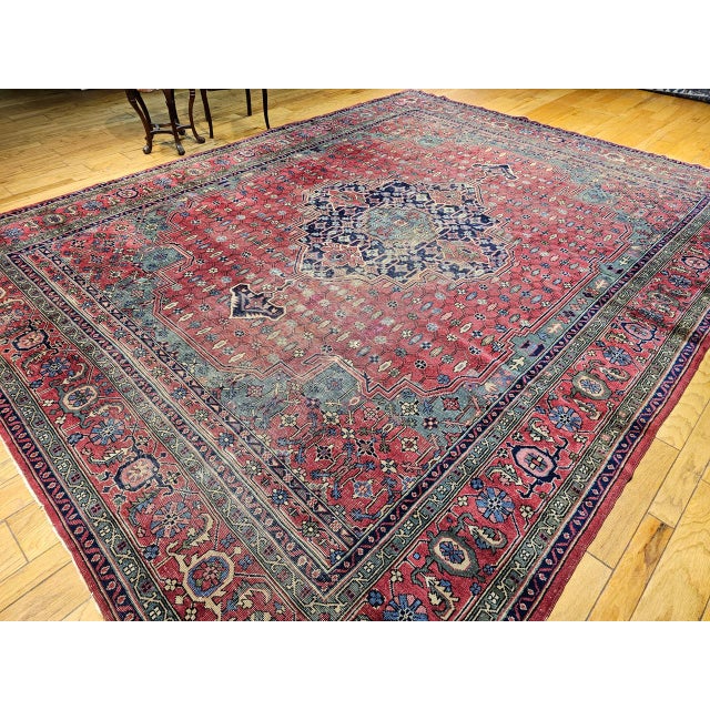 Textile Vintage Turkish Heriz Rug, Hand-Knotted Wool, Geometric Medallion Design, Red & Green, 12x14 For Sale - Image 7 of 16