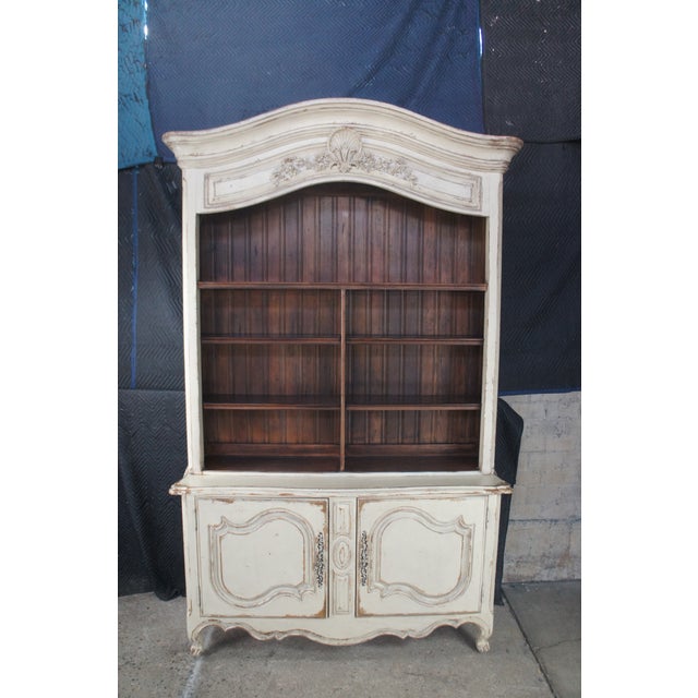 Late 20th Century Monumental Habersham Plantation Chic French Provincial Hutch China Cabinet 102" For Sale - Image 15 of 18