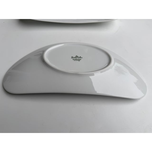 Rosenthal Free Spirit Plate by Robin Platt for Rosenthal, Germany, 2000s, Set of 2 For Sale - Image 4 of 6