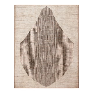 Nazmiyal Collection Modern Wool Pile Contemporary Area Rug For Sale