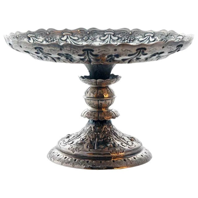 Metal Late 19th Century English Victorian Martin Hall & Co. Sterling Silver Tazza For Sale - Image 7 of 7