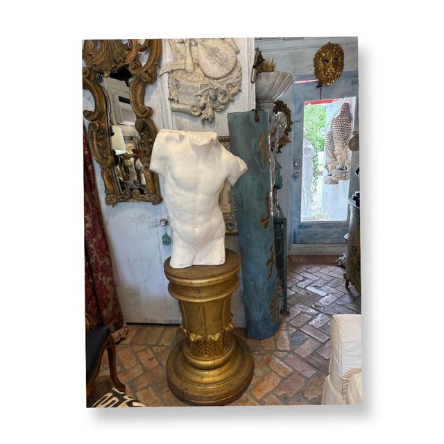 Antique Italian Carved Wood Gilded Pedestal. For Sale - Image 4 of 4