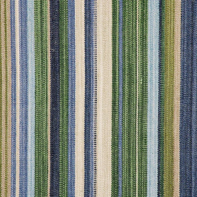 Sample - Schumacher Nevado Fabric in Verde For Sale In Charlotte - Image 6 of 6