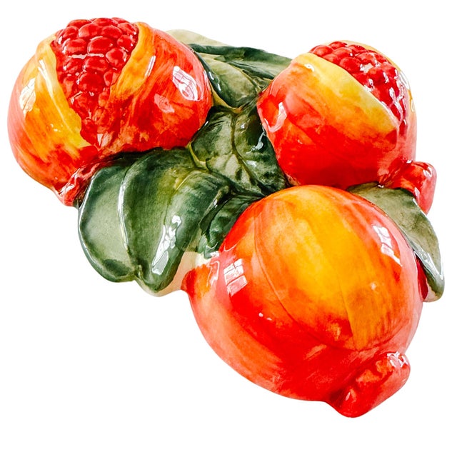 2020s Vintage-Style Italian Majolica Pomegranate Wall Plaques by Bassano Del Grappa Ceramiche - Pair For Sale - Image 5 of 15