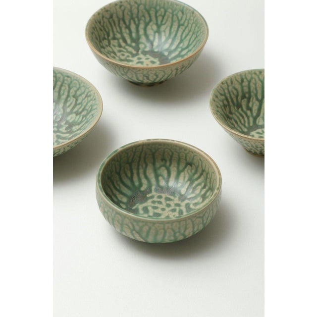 Ceramic Japanese Ceramic Bowl With Kiln-Transformed Veined Patterns - Set of 4 For Sale - Image 7 of 8