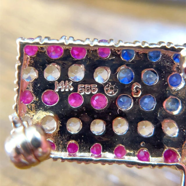 14k Yellow Gold Sapphire Studded Flag Pin For Sale - Image 9 of 10