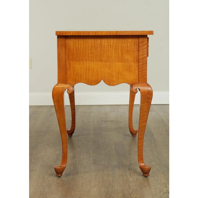 1990s Banks Coldstone by Sarreid Tiger Maple Queen Anne Style Console Table For Sale - Image 5 of 13