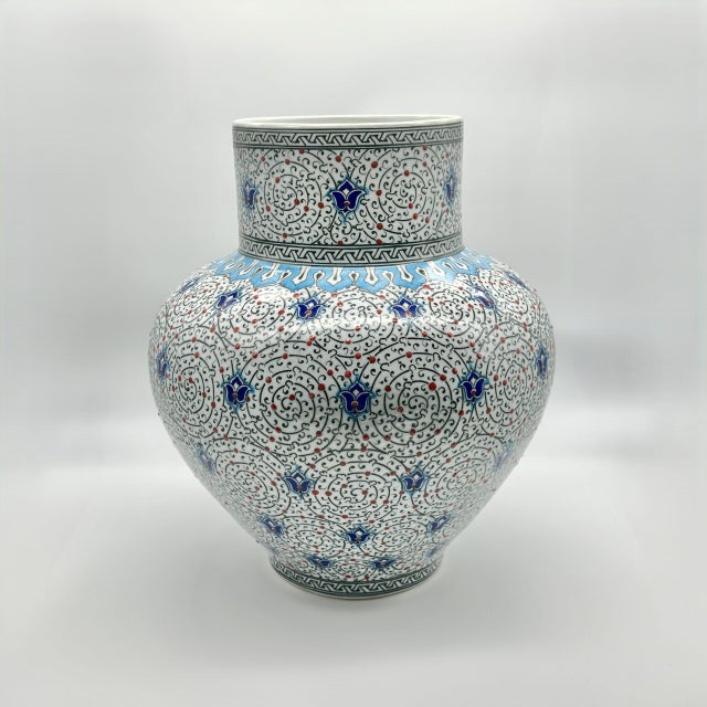2020s Handmade Ceramic Large Iznik Vase Monumental Size Golden Horn (Halic) Style Scroll Pattern For Sale - Image 5 of 6