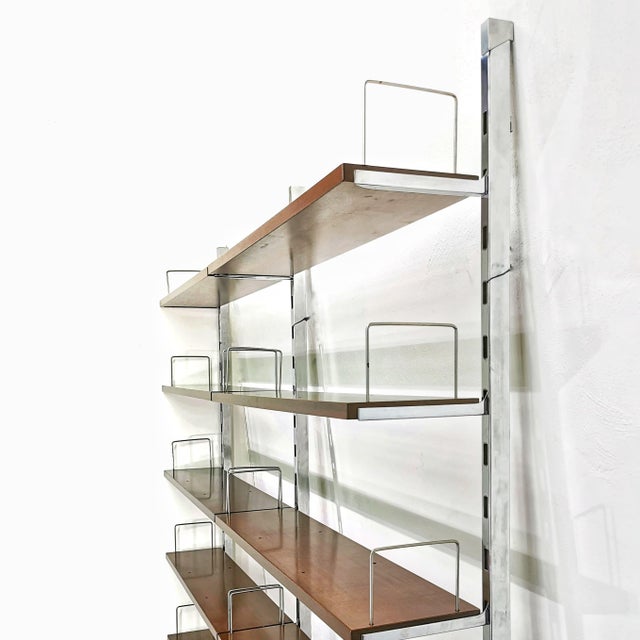 1970s Vintage Bookcase in Steel and Walnut from Mim Roma, 1970s, Set of 2 For Sale - Image 5 of 18