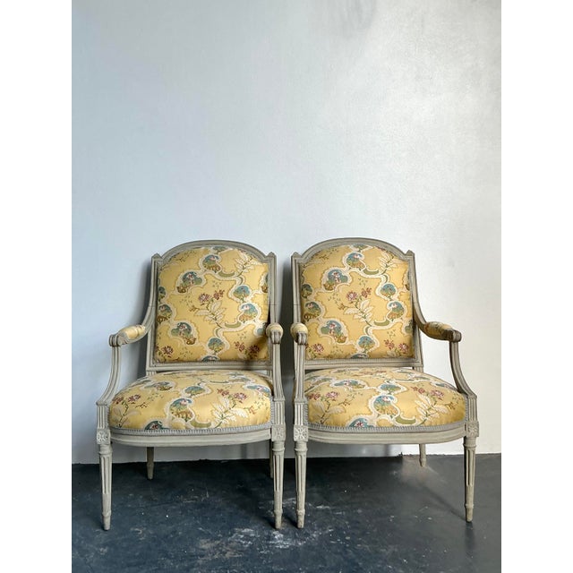 Mid 20th Century Vintage French Regency Fauteuils With Embroidered Jacquard Uoholdtery - A Pair For Sale - Image 5 of 12