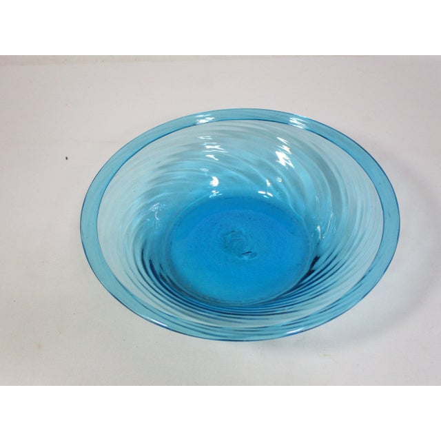 Mid-Century Modern 1960s Hand Blown Peacock Blue Glass Bowls Attributed to Murano- Set of 3 For Sale - Image 3 of 6