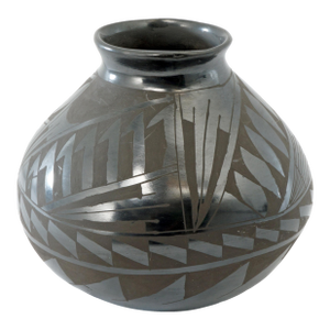 Vintage Black Mata Ortiz Pot Monce Hernandez