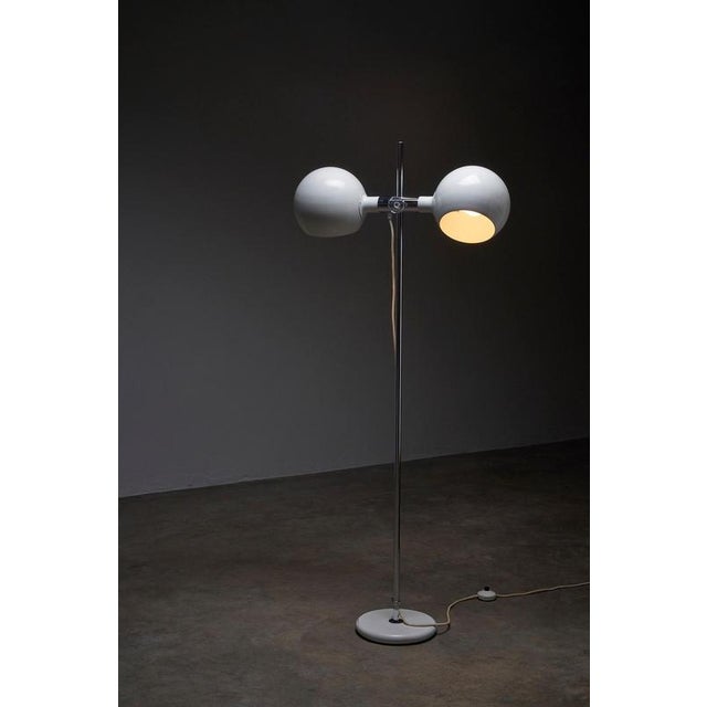 White and Chrome Adjustable Eyeball Floor Lamp attributed to Cosack, 1960s For Sale - Image 3 of 12