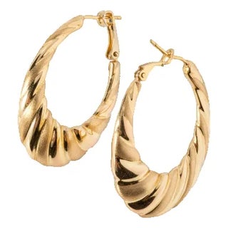 Italian 14k Gold Scalloped Hoop Earrings Attributed to Bob Newhart 1.5 Inch Long For Sale