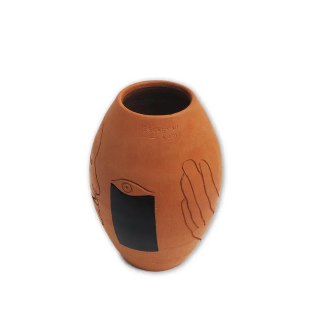 Secret VI Vase by Vincenzo D’Alba for Kiasmo For Sale - Image 4 of 5