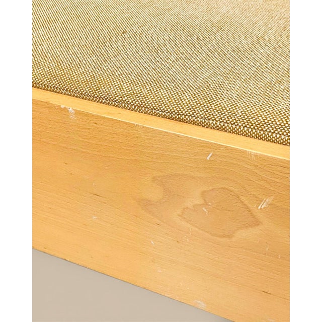 Cream Danish Sofa by Hans J. Wegner for Getama, 1954 For Sale - Image 8 of 9