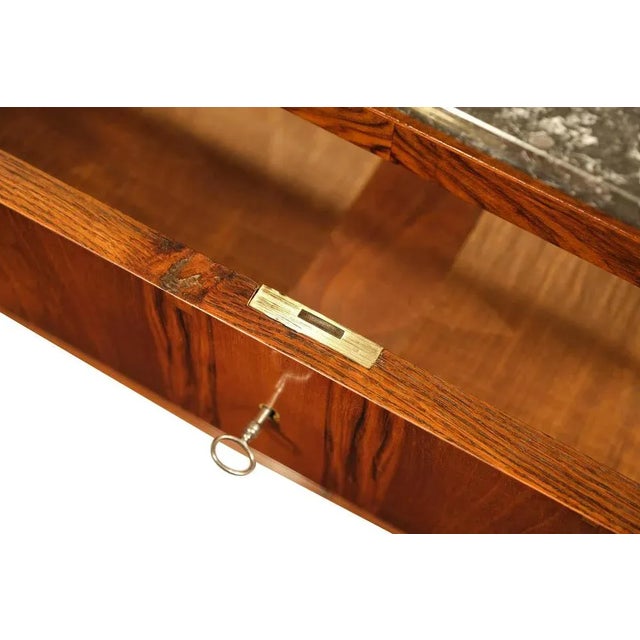 Walnuss Chest of Drawers, France, 1830 For Sale - Image 3 of 7