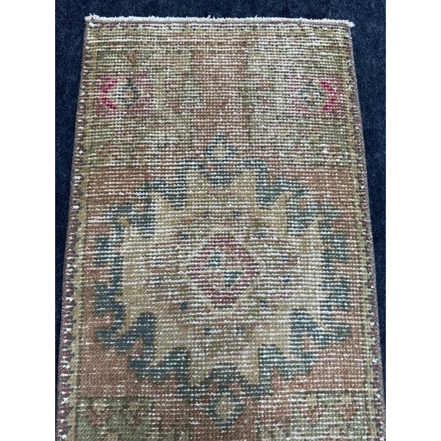 Turkish Yastik Rug 1'7" x 3' For Sale - Image 4 of 5