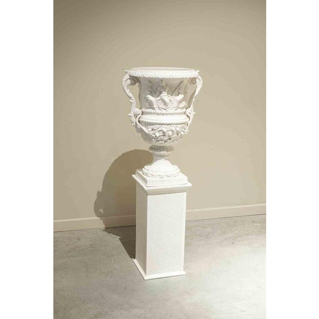 Large Classic Style Bowl and Base in Glazed White Ceramic, 20th Century, Set of 2 For Sale - Image 9 of 14