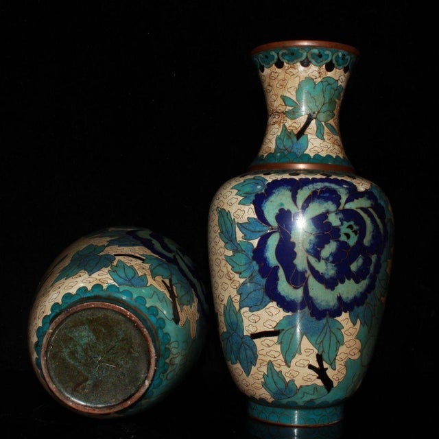 Chinese Pair of Chinese Cloisonné Enamel Vases With Floral & Bird Motif For Sale - Image 3 of 9