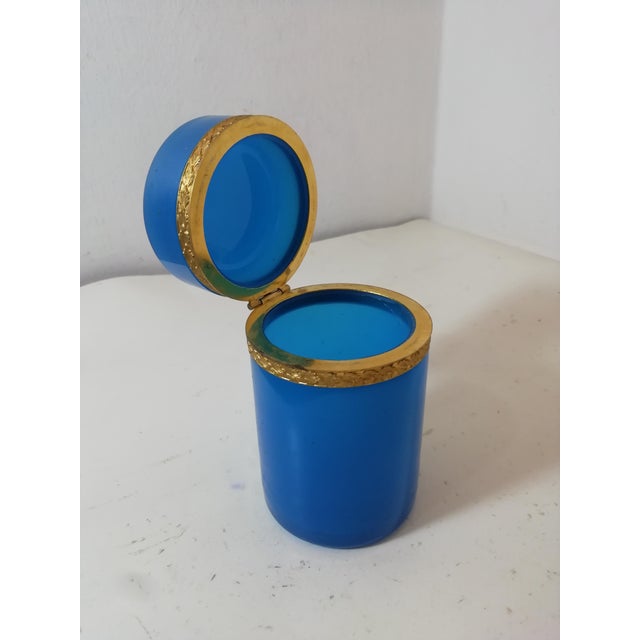 Blue Opaline Glass Box by F.lli Ferro Murano, Italy, 1930s For Sale - Image 4 of 11