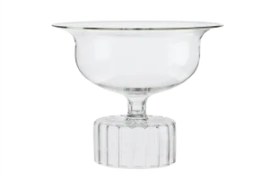 Veni Vase by Sam Baron