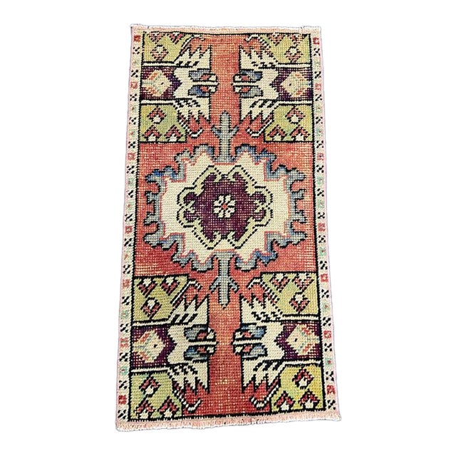 Turkish Yastik Rug 1'5" x 2'9" For Sale