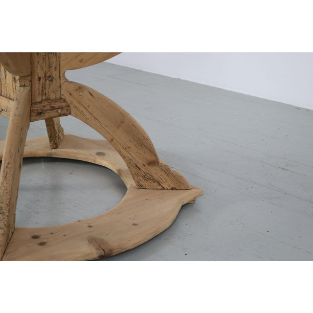 Round Peasant Table, 19th Century For Sale - Image 13 of 18